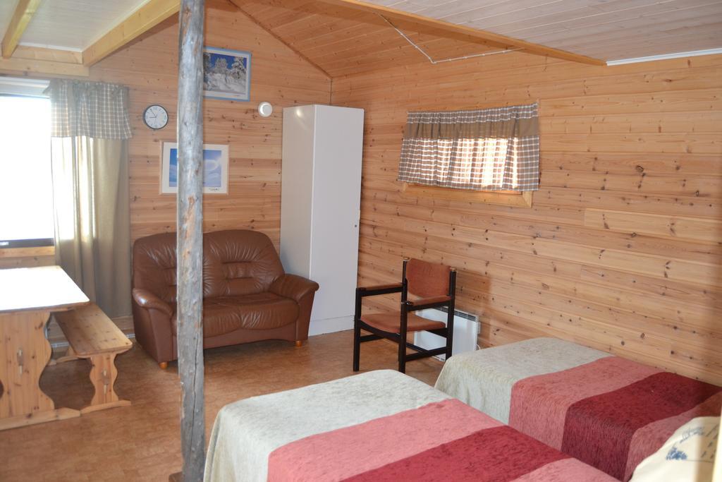 Kelotin Rantamajat Hotel Leppäjärvi Værelse billede